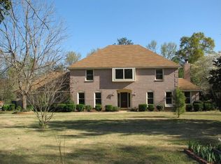 111 Cherokee Dr, Prattville, AL 36067