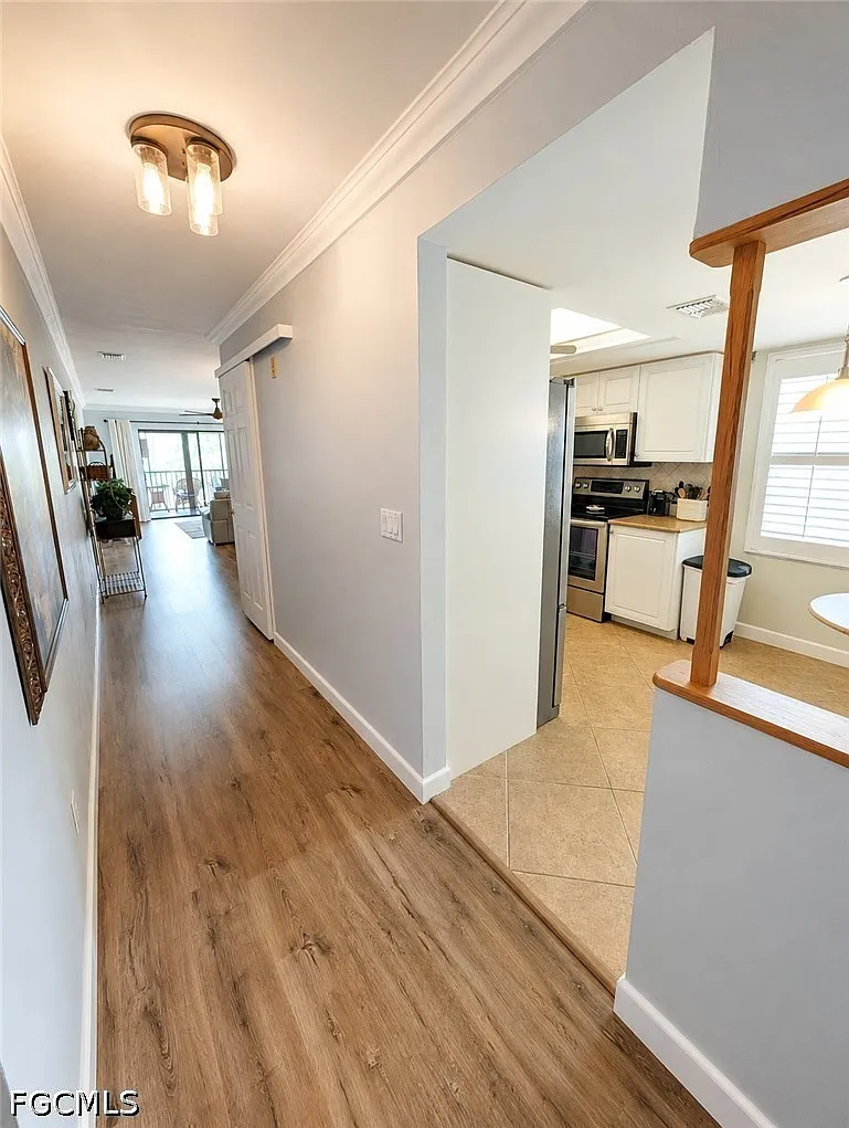 2 bed, 2.0 bath, 1150 sqft, $3,600 — Photo 1