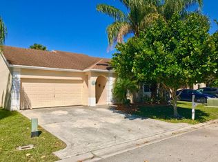 1052 Salmon Isle, Greenacres, FL 33413