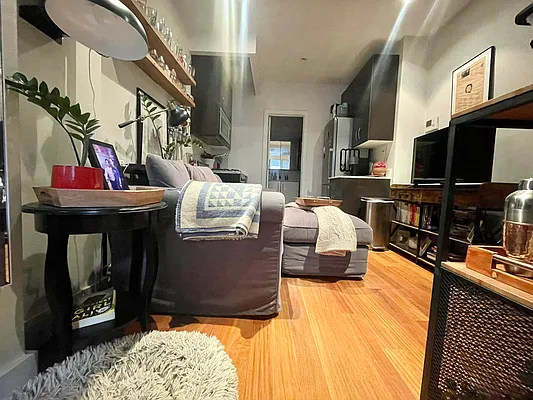 Rented by Keller Williams NYC | media 10