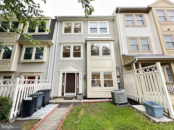 12103 Salemtown Dr, Woodbridge, VA 22192