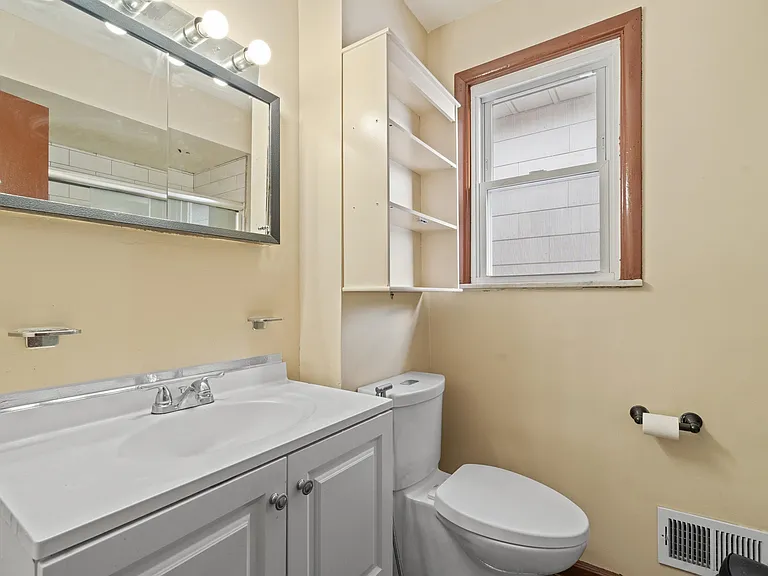 387 Cator Ave #2 — Photo 13