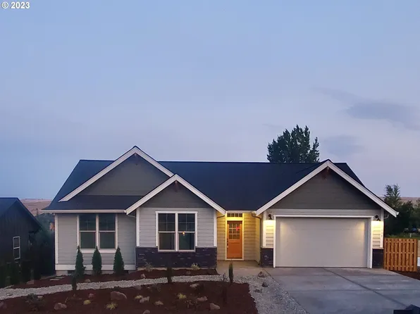 1435 Fish Tail Rd, Maupin, OR 97037