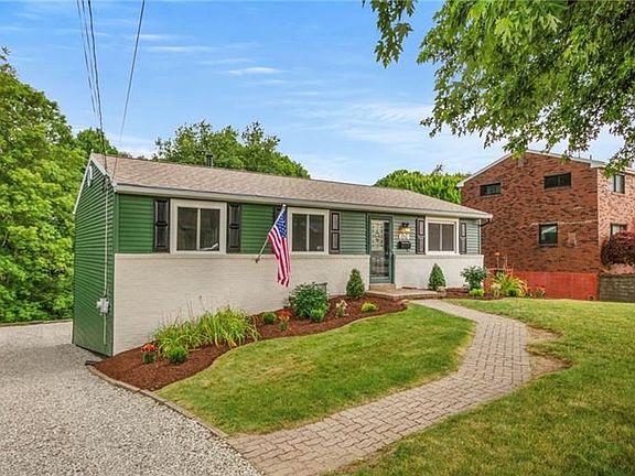 2nd image of 606 Tartan Dr