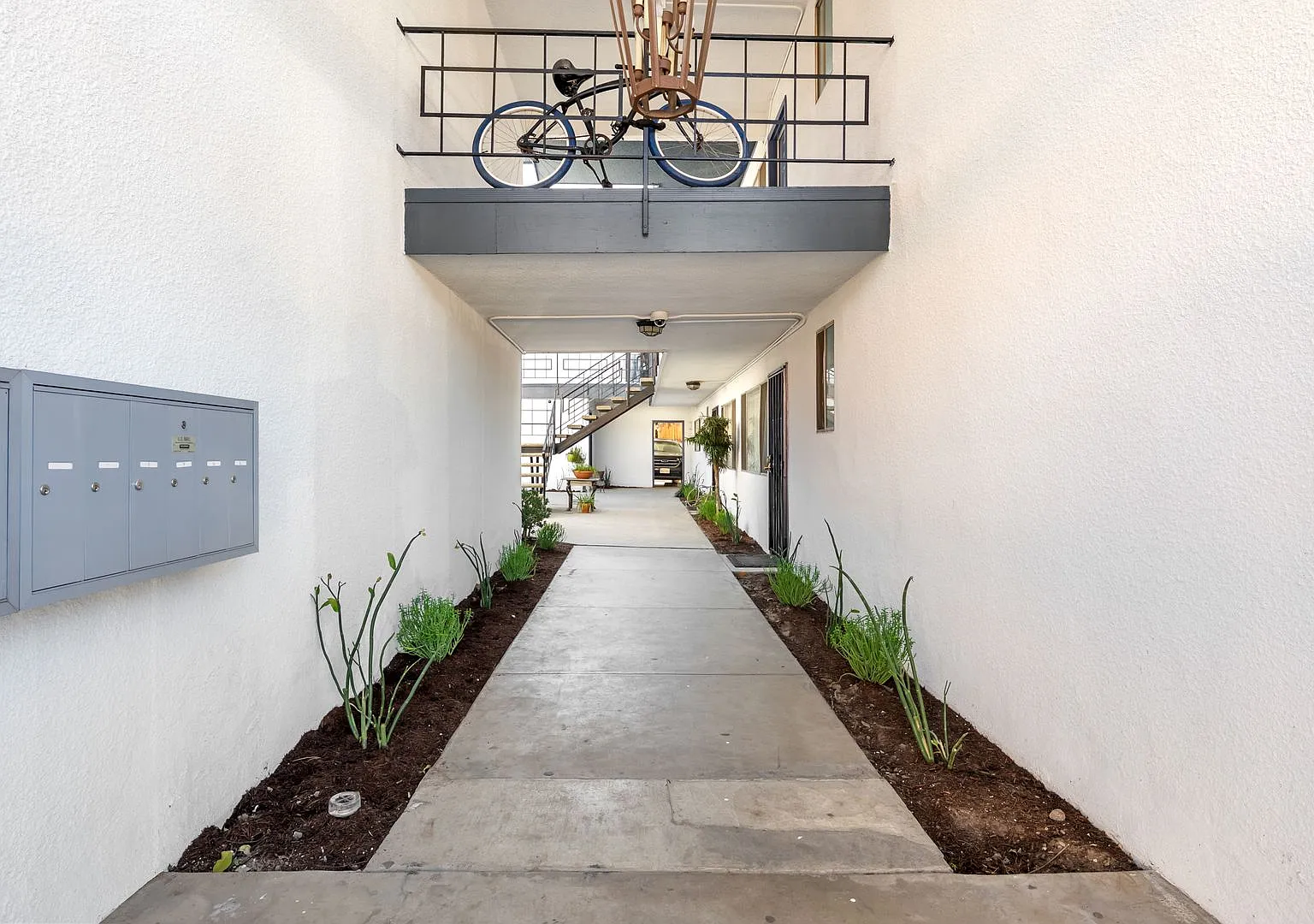243 Sonora Dr — Photo 3