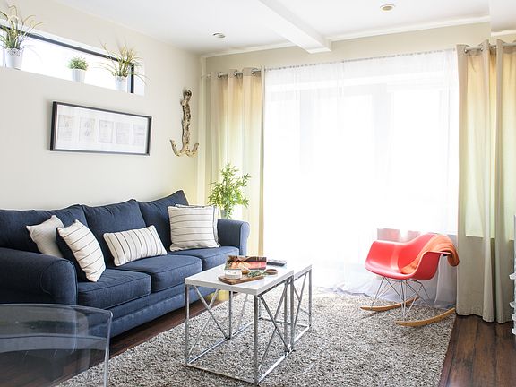 2nd image of 809 9th Ave APT 5A