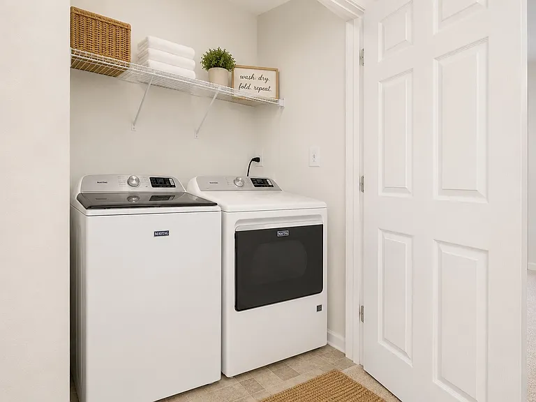 630 Jessica Cir — Photo 6