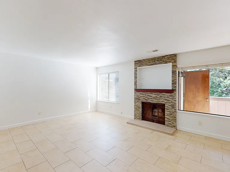 37-1 Clay Ct #37 — Photo 10