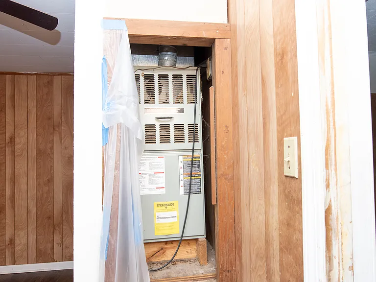 405 Johnston St — Photo 25