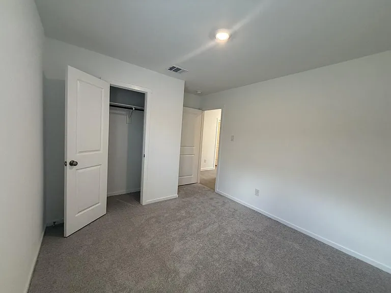 2524 Guineas Ln — Photo 23