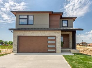 25 Duchess Dr, Norfolk County, ON N4B3E5