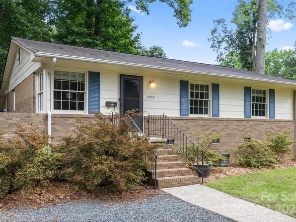 3900 Langley Rd, Charlotte, NC 28215