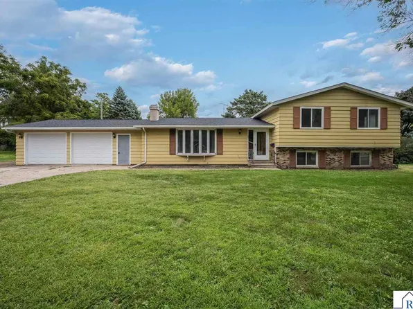401 3rd Ave SE, Mapleton, MN 56065