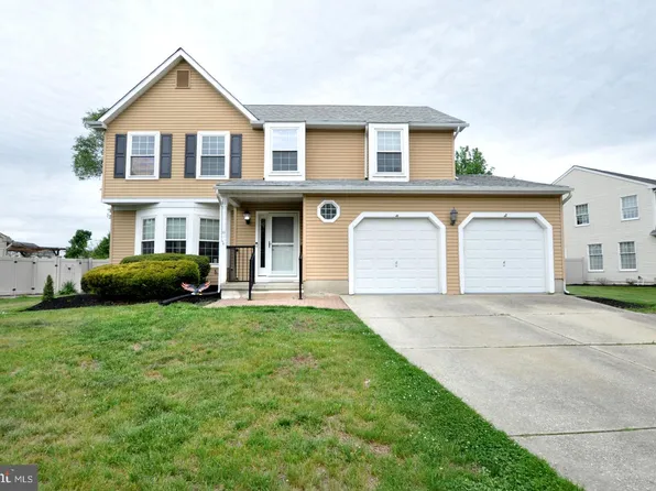 11 Marcy Ct, Marlton, NJ 08053