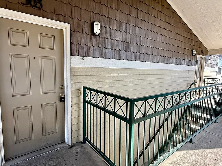 2226 W Elizabeth St #D303 — Photo 22