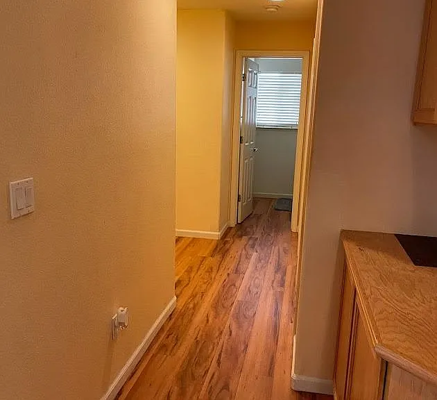 1402 Parkington Ln — Photo 12