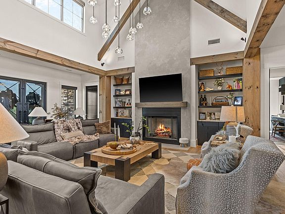 5th image of 109 Maria Ln