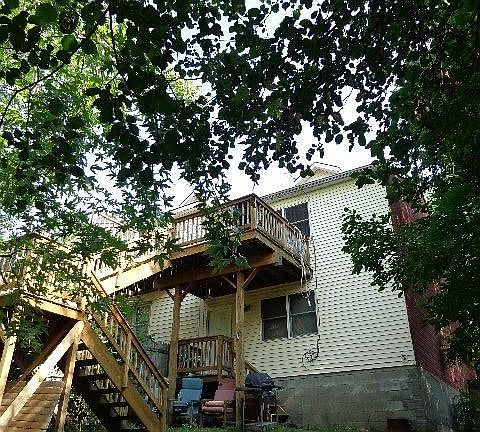 2nd image of 2 Myrtle Ave