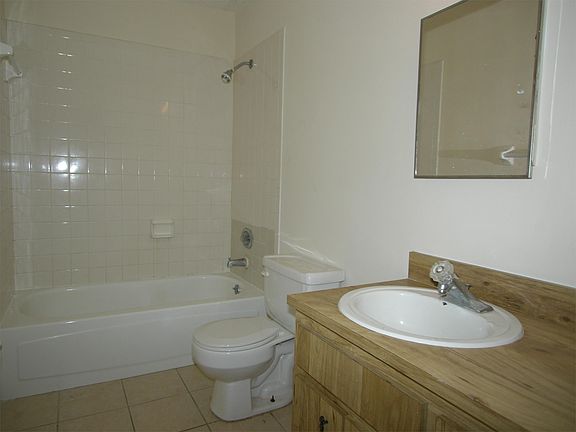2nd image of 38136 Townview Ave APT 102