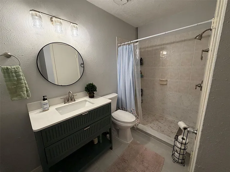 9519 Clanton St — Photo 8