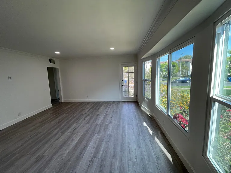 1201 S Orange Grove Ave #1 — Photo 12