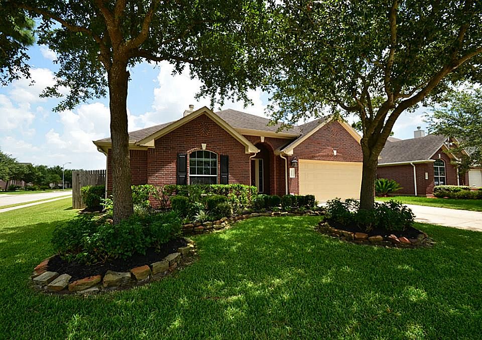 1st image of 10205 Brookshore Ln