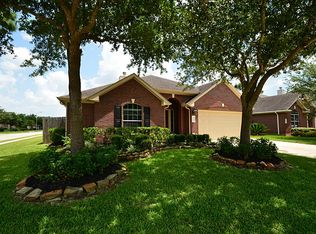 10205 Brookshore Ln, Pearland, TX 77584