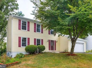 3903 Carroll Ct, Chantilly, VA 20151