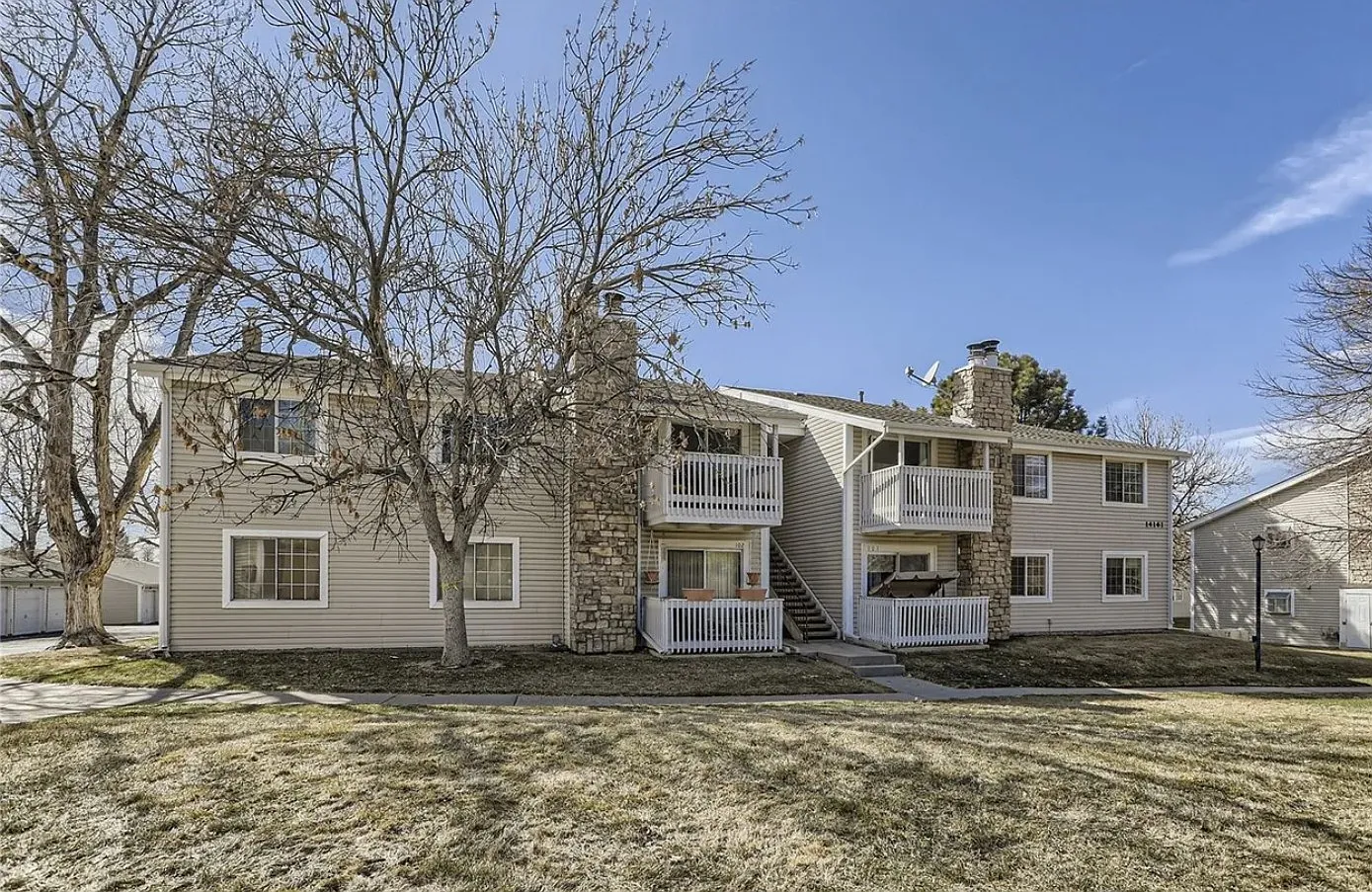 2 bed, 945 sqft, $1,950 — Photo 1