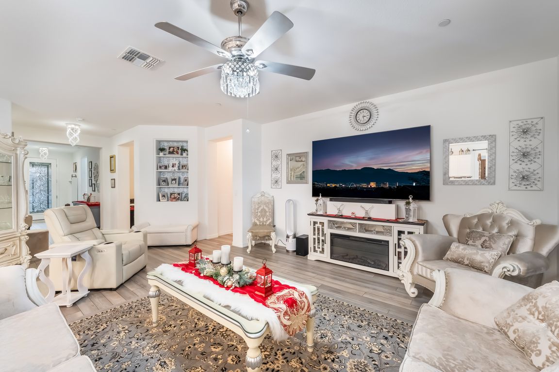 next background image