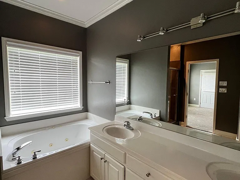 440 Wedgewood Point — Photo 30