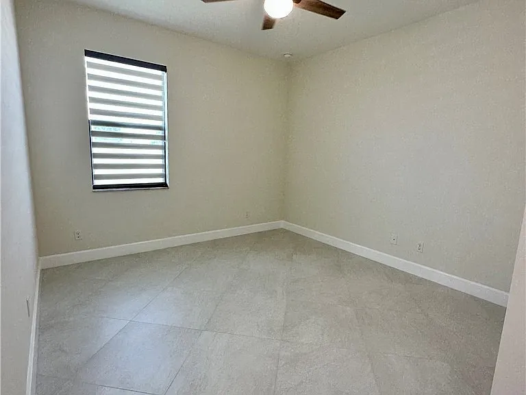1219 SW 29th St — Photo 25