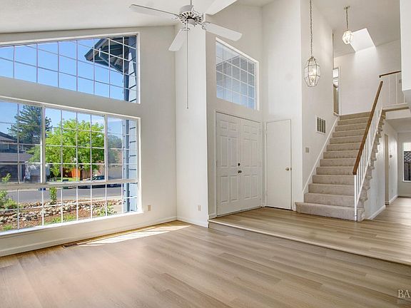 3rd image of 164 Cornell Street