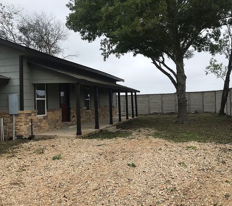 1st image of 436 RIVER SPRINGS DR
