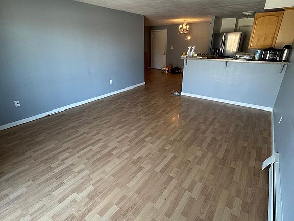 5th image of 1100 Governors Dr APT 21