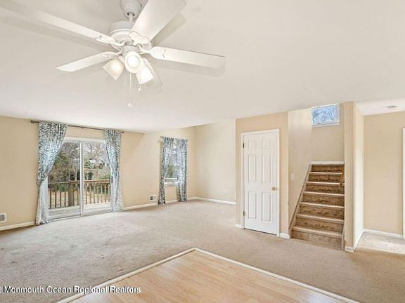 3rd image of 907 Trenton Ave #A