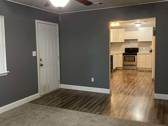 3rd image of 4301 Driskill Dr