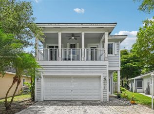 Fernandos Place, Homestead, FL 33033