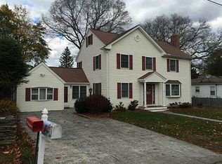 16 David St, Smithfield, RI 02828