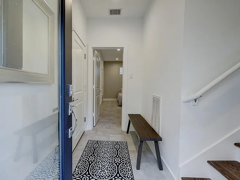4214 Eli St #B — Photo 5