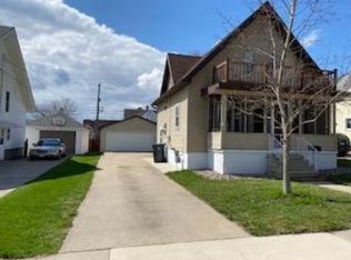 327 Cleveland St, BRILLION, WI 54110