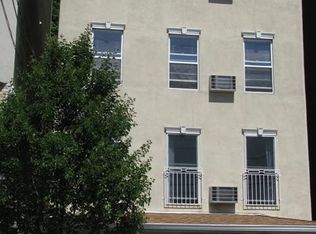 258 Old River Rd, Edgewater, NJ 07020