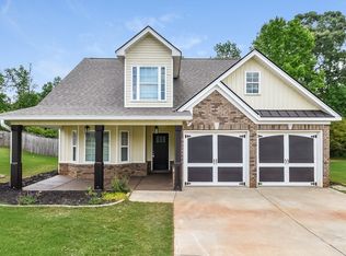 709 Williamsburg Ct, Villa Rica, GA 30180