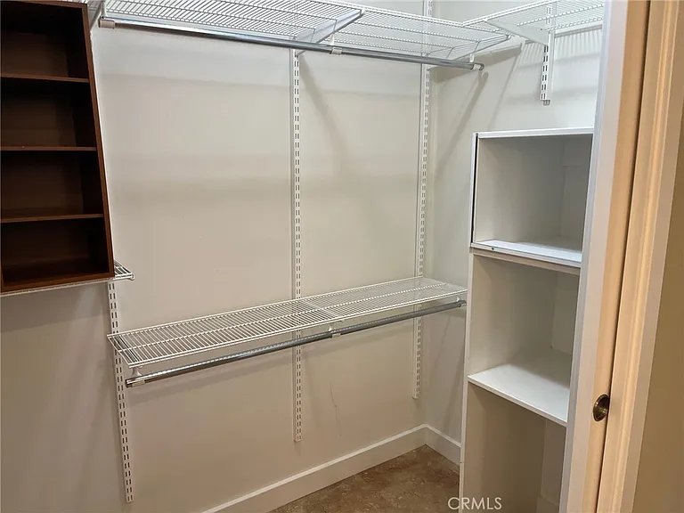 101 Scholz Plz #Penthouse 18 — Photo 37