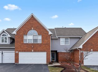 1541 W Ethans Glen Dr, Palatine, IL 60067