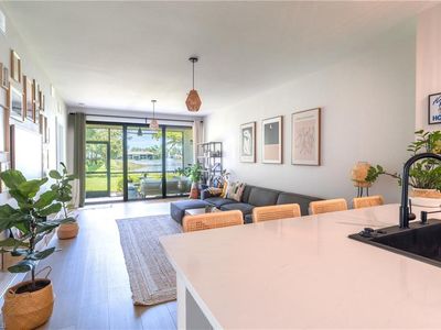 15126 Palmer Lake Cir Unit 101, Naples, FL, 34109