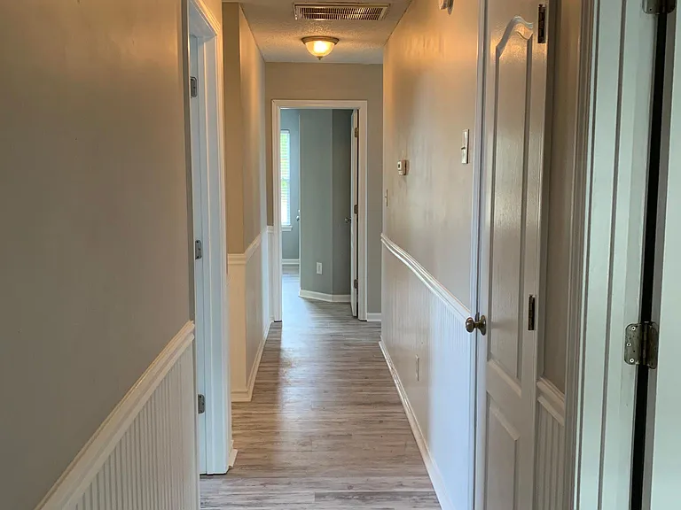 860 Raindrops Rd — Photo 4