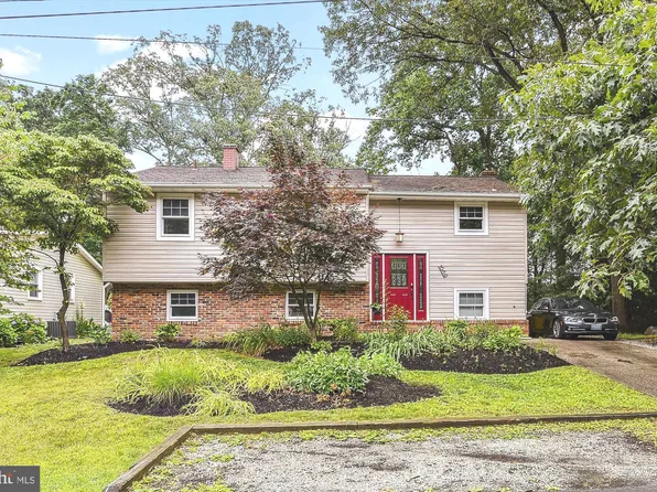 1069 Overcrest Dr, Crownsville, MD 21032