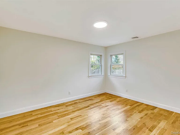 51 Ocean Ave — Photo 9