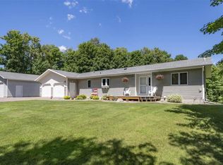 5871 N Pike Lake Rd, Duluth, MN 55811